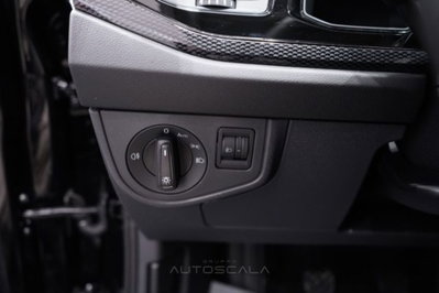 Volkswagen Polo 1.0 Edition 80cv (12)