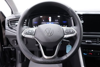 Volkswagen Polo 1.0 Edition 80cv (13)
