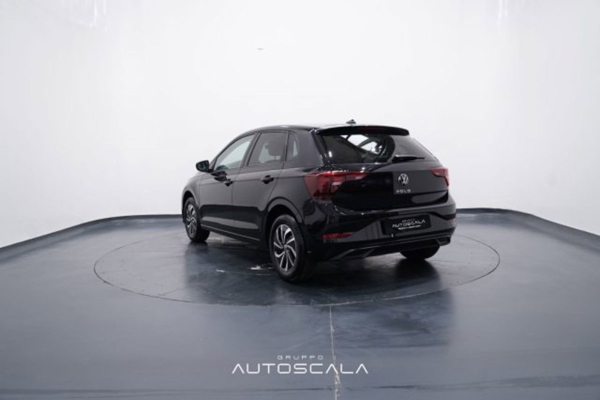 Volkswagen Polo 1.0 Edition 80cv (4)