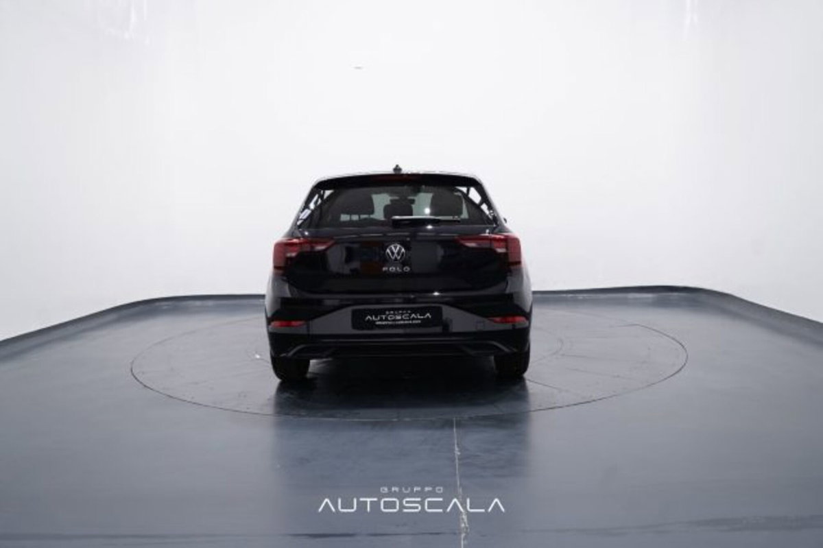 Volkswagen Polo 1.0 Edition 80cv (5)