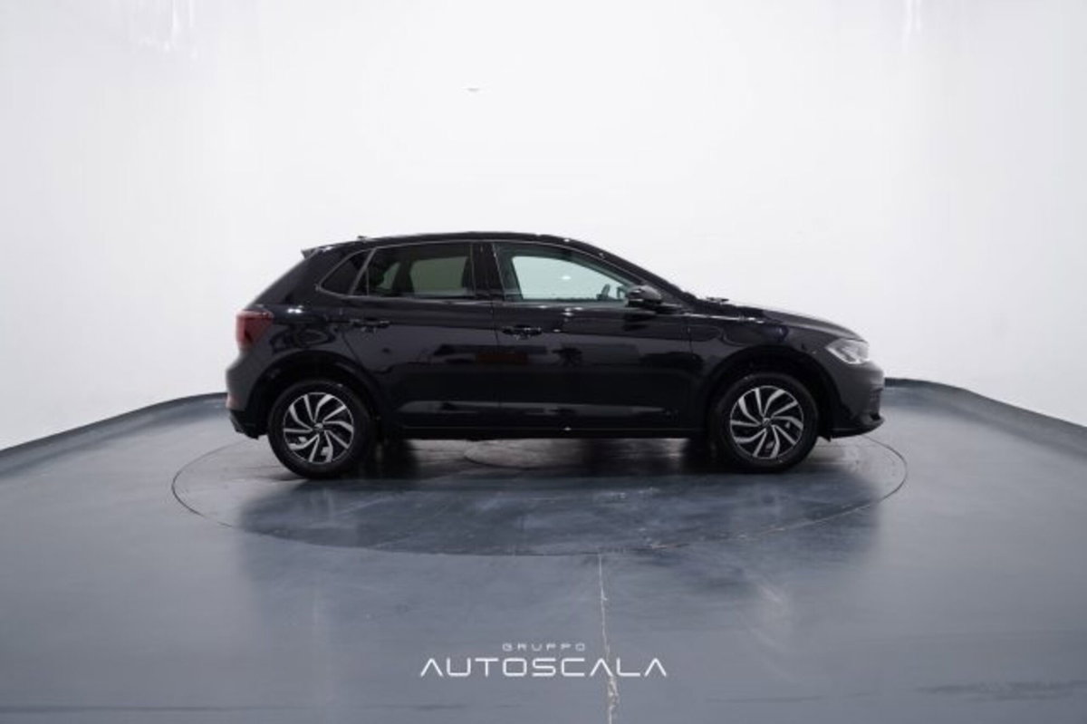 Volkswagen Polo 1.0 Edition 80cv (7)