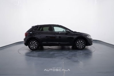 Volkswagen Polo 1.0 Edition 80cv (7)