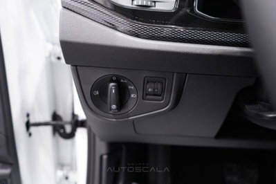 Volkswagen Polo 1.0 tsi Edition 50 95cv dsg (12)