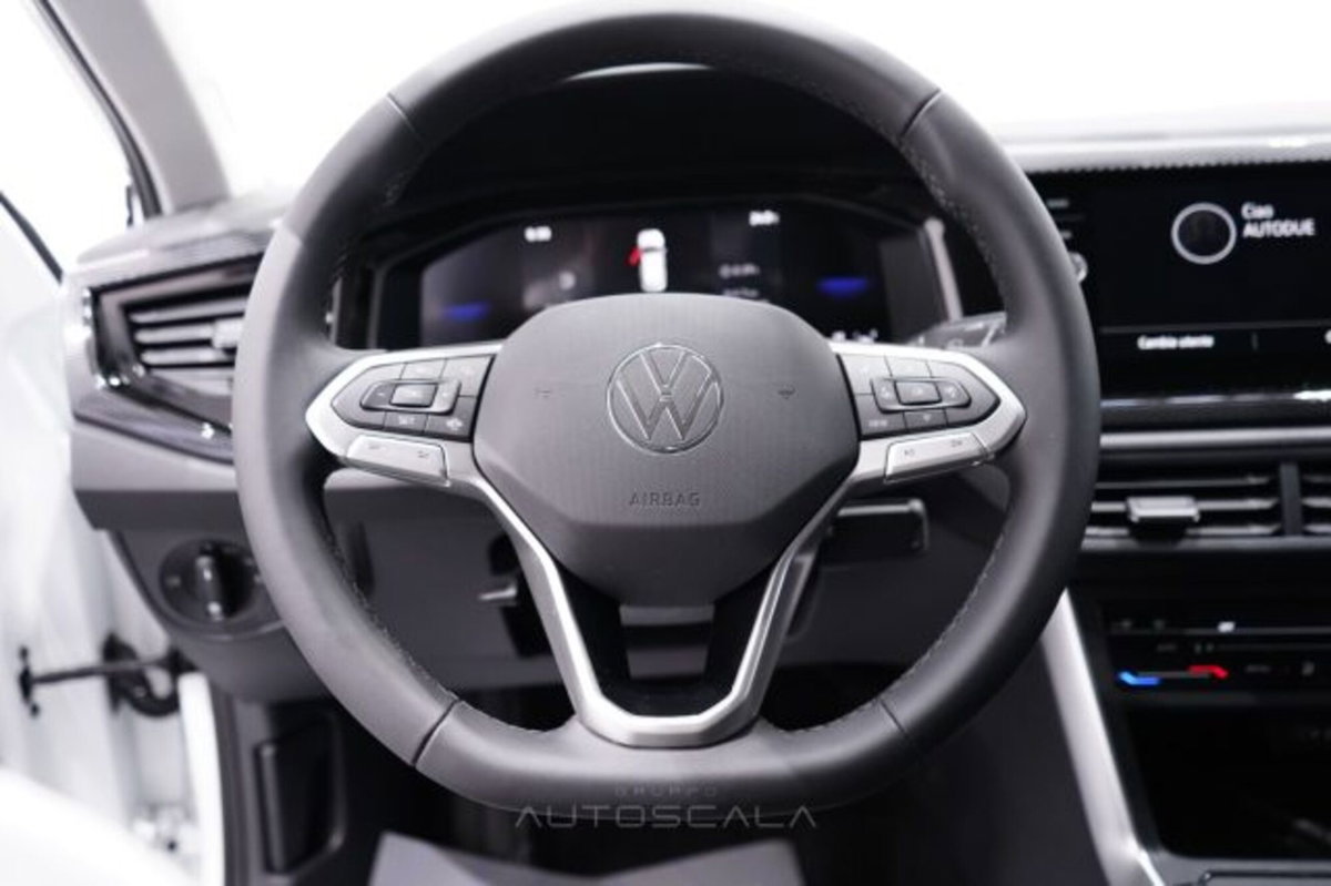 Volkswagen Polo 1.0 tsi Edition 50 95cv dsg (13)