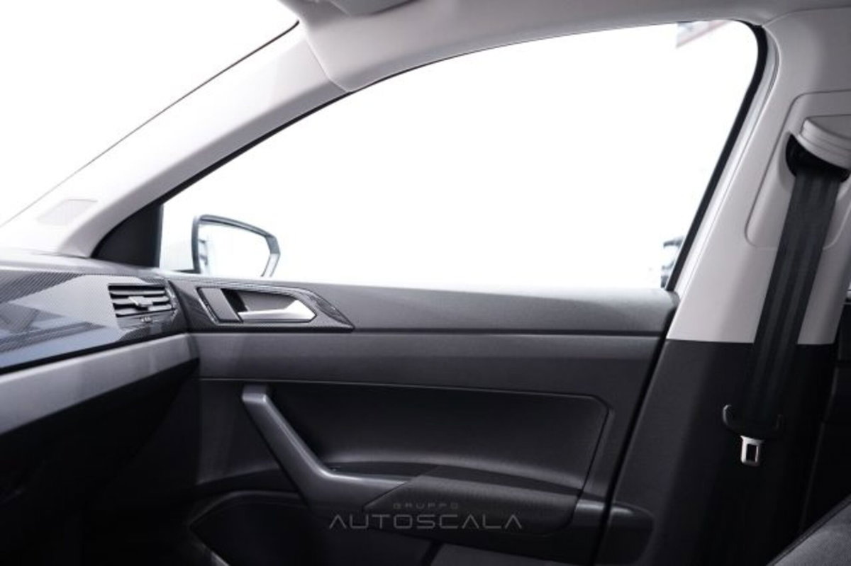 Volkswagen Polo 1.0 tsi Edition 50 95cv dsg (19)