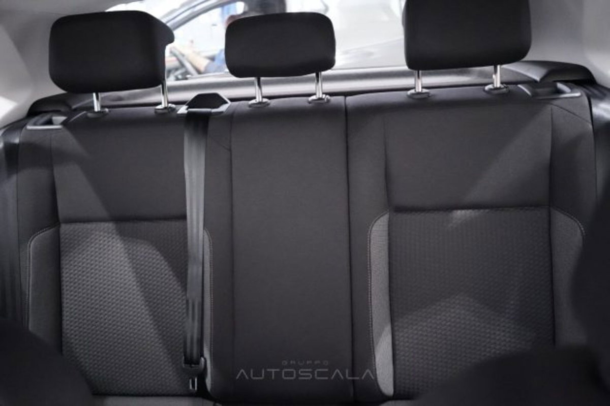 Volkswagen Polo 1.0 tsi Edition 50 95cv dsg (20)