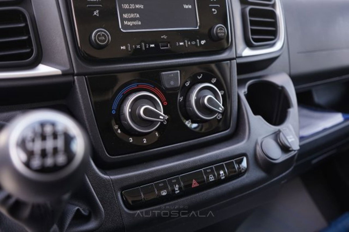 Fiat Ducato Furgone Vetrato 33 MH2 2.2 mjt3 140cv  serie 9 (14)