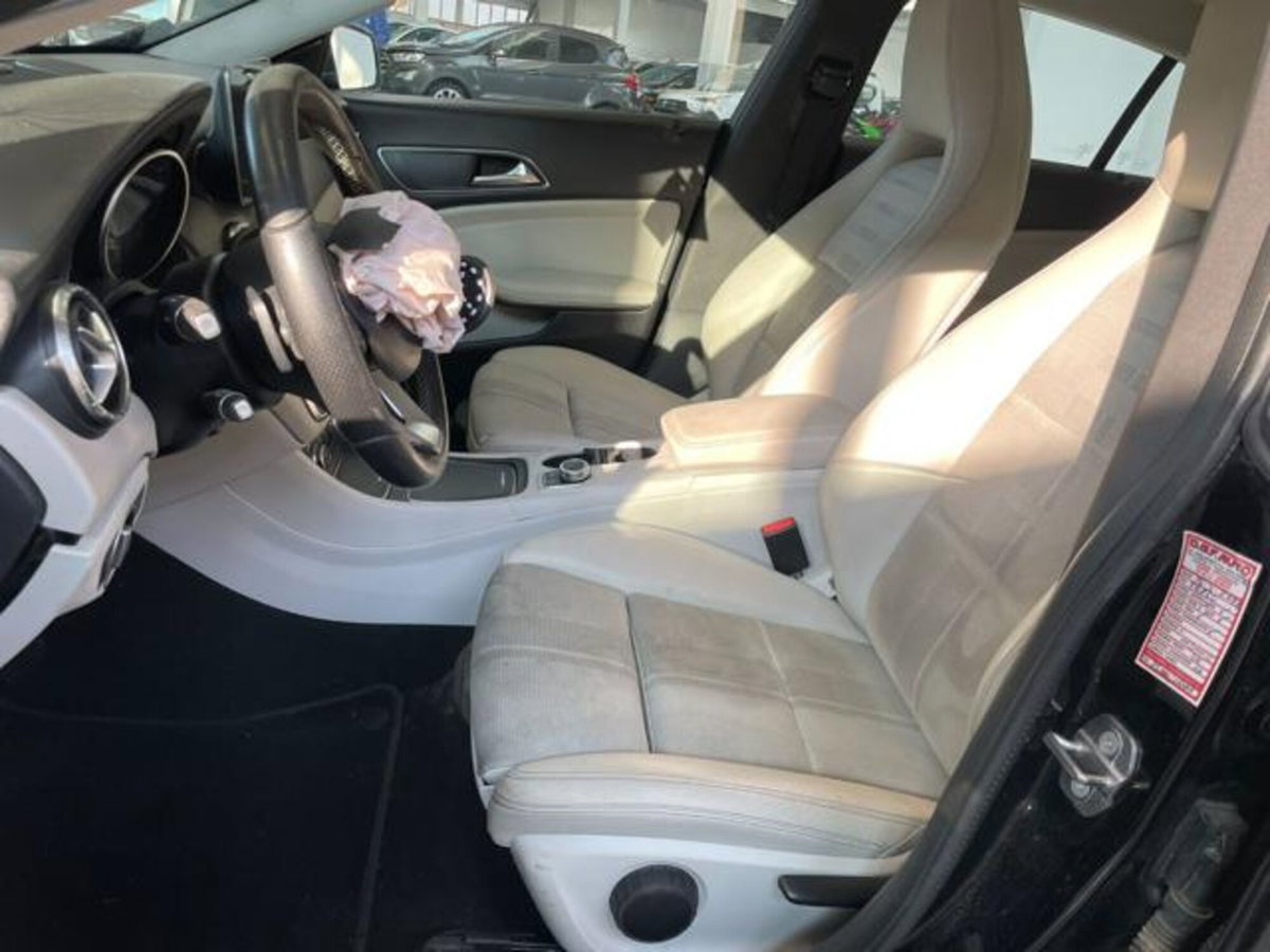 Mercedes-Benz CLA Shooting Brake 200 d Automatic Executive (10)