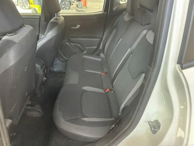 Jeep Renegade 1.3 T4 190CV PHEV 4xe AT6 Limited (11)