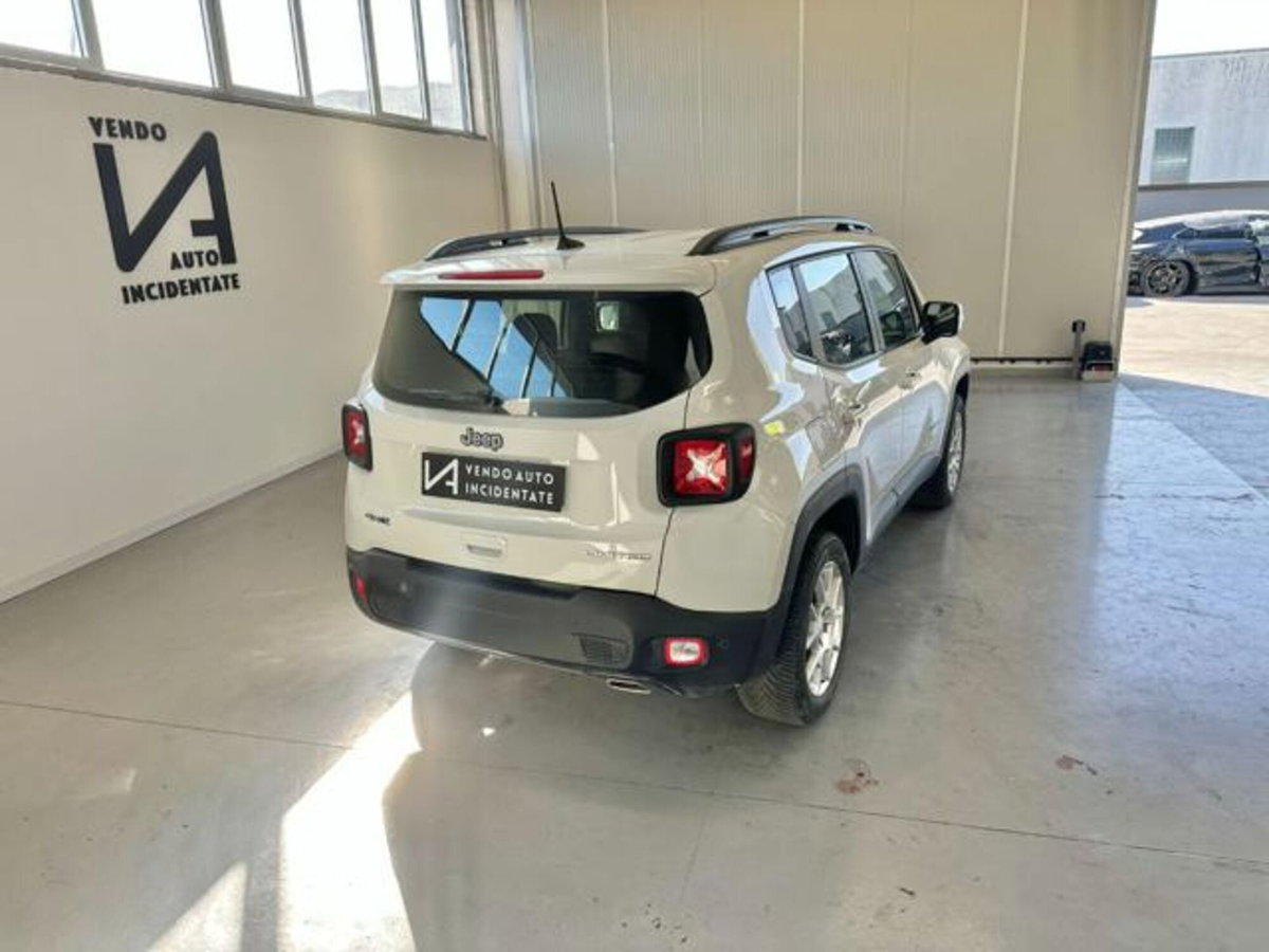 Jeep Renegade 1.3 T4 190CV PHEV 4xe AT6 Limited (7)