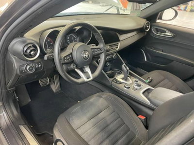 Alfa Romeo Giulia 2.2 Turbodiesel 160 CV AT8 Business (12)