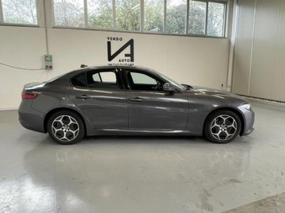 Alfa Romeo Giulia 2.2 Turbodiesel 160 CV AT8 Business (8)