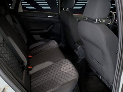 Volkswagen Taigo 1.0 tsi R-Line 115cv (17)