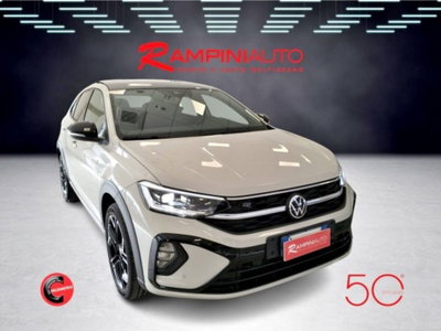 Volkswagen Taigo 1.0 tsi R-Line 115cv (4)