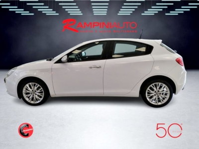 Alfa Romeo Giulietta 1.6 JTDm Super 120cv (12)