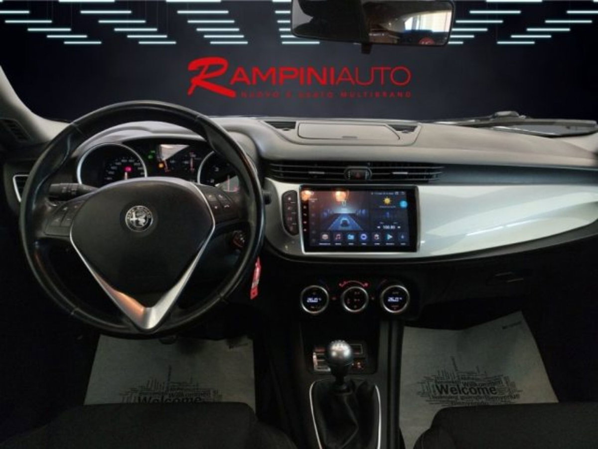 Alfa Romeo Giulietta 1.6 JTDm Super 120cv (13)