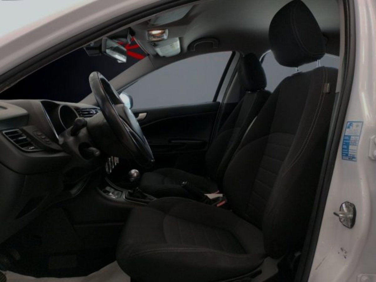 Alfa Romeo Giulietta 1.6 JTDm Super 120cv (15)