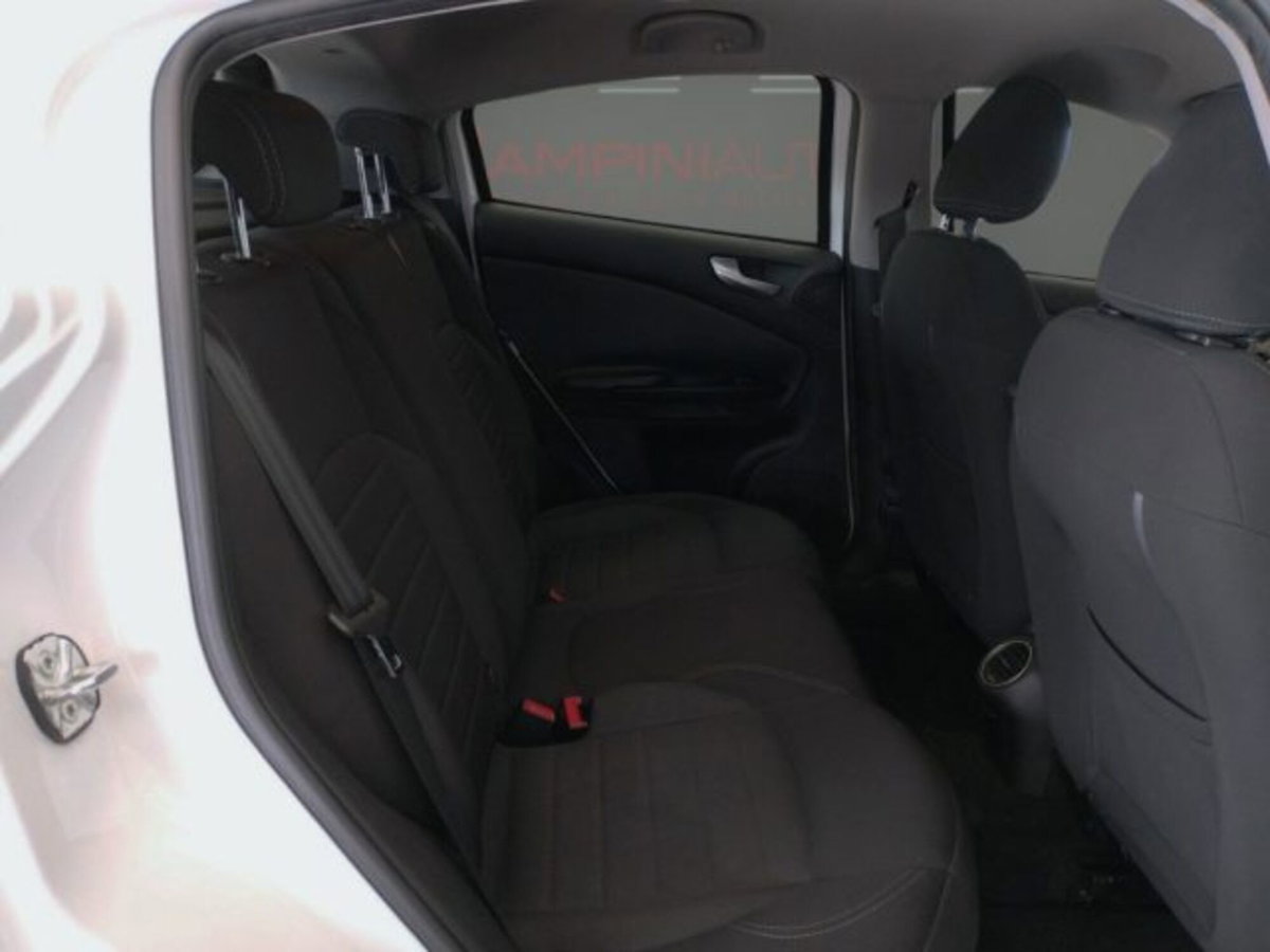 Alfa Romeo Giulietta 1.6 JTDm Super 120cv (17)