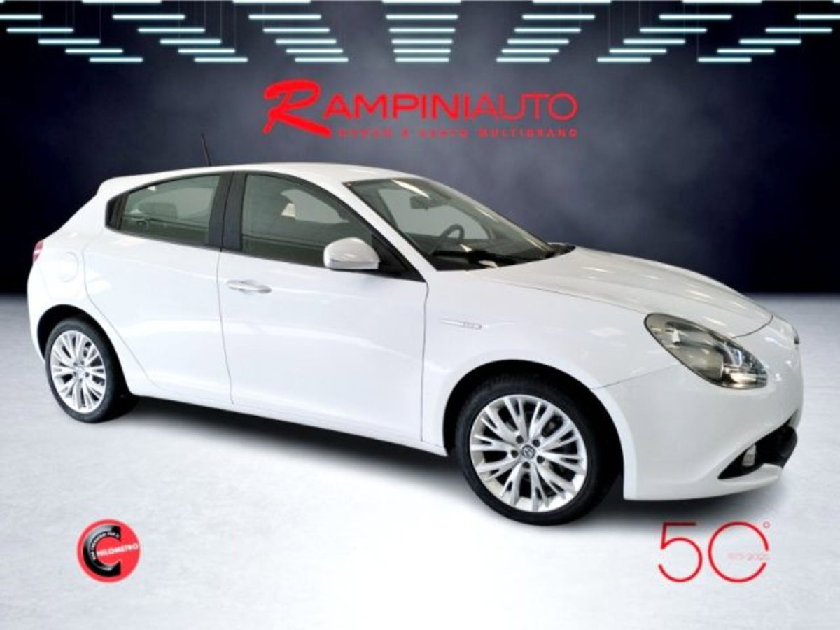 Alfa Romeo Giulietta 1.6 JTDm Super 120cv (6)