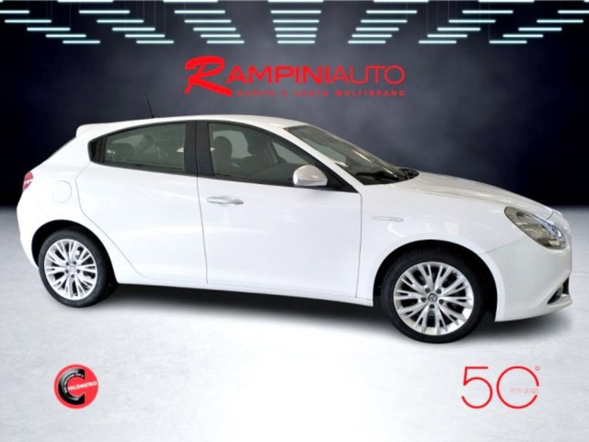 Alfa Romeo Giulietta 1.6 JTDm Super 120cv (7)