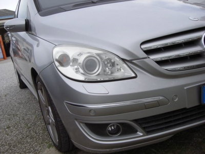 Mercedes-Benz Classe B 200 Sport (15)