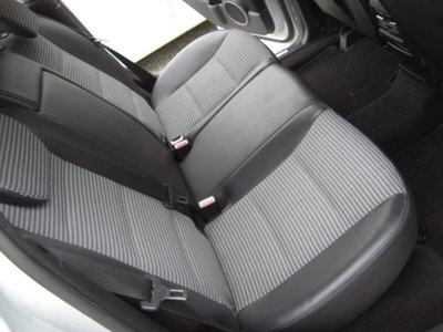 Mercedes-Benz Classe B 200 Sport (5)