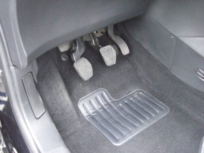 Citroen C3 1.2 VTi 82CV Van Attraction (12)
