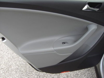 Volkswagen Passat 2.0 16V TDI Highline (16)