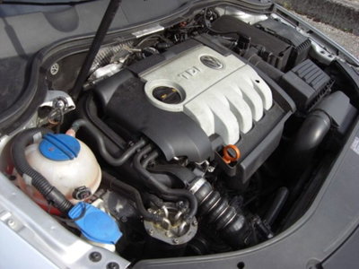 Volkswagen Passat 2.0 16V TDI Highline (20)