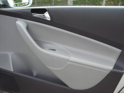 Volkswagen Passat 2.0 16V TDI Highline (9)