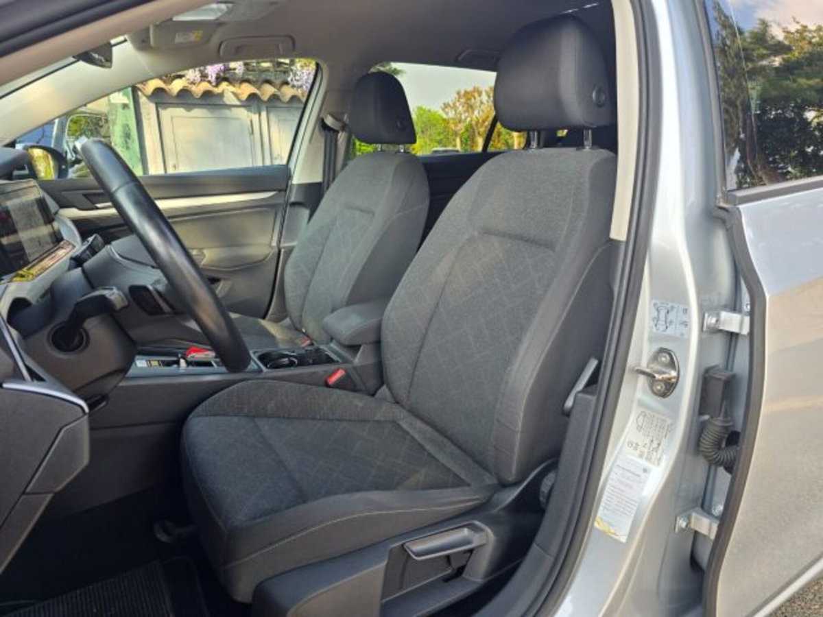 Volkswagen Golf Variant 2.0 tdi R-Line 150cv dsg (5)