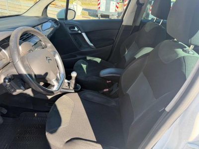 Citroen C3 1.4 HDi 70CV airdream Exclusive Style (4)