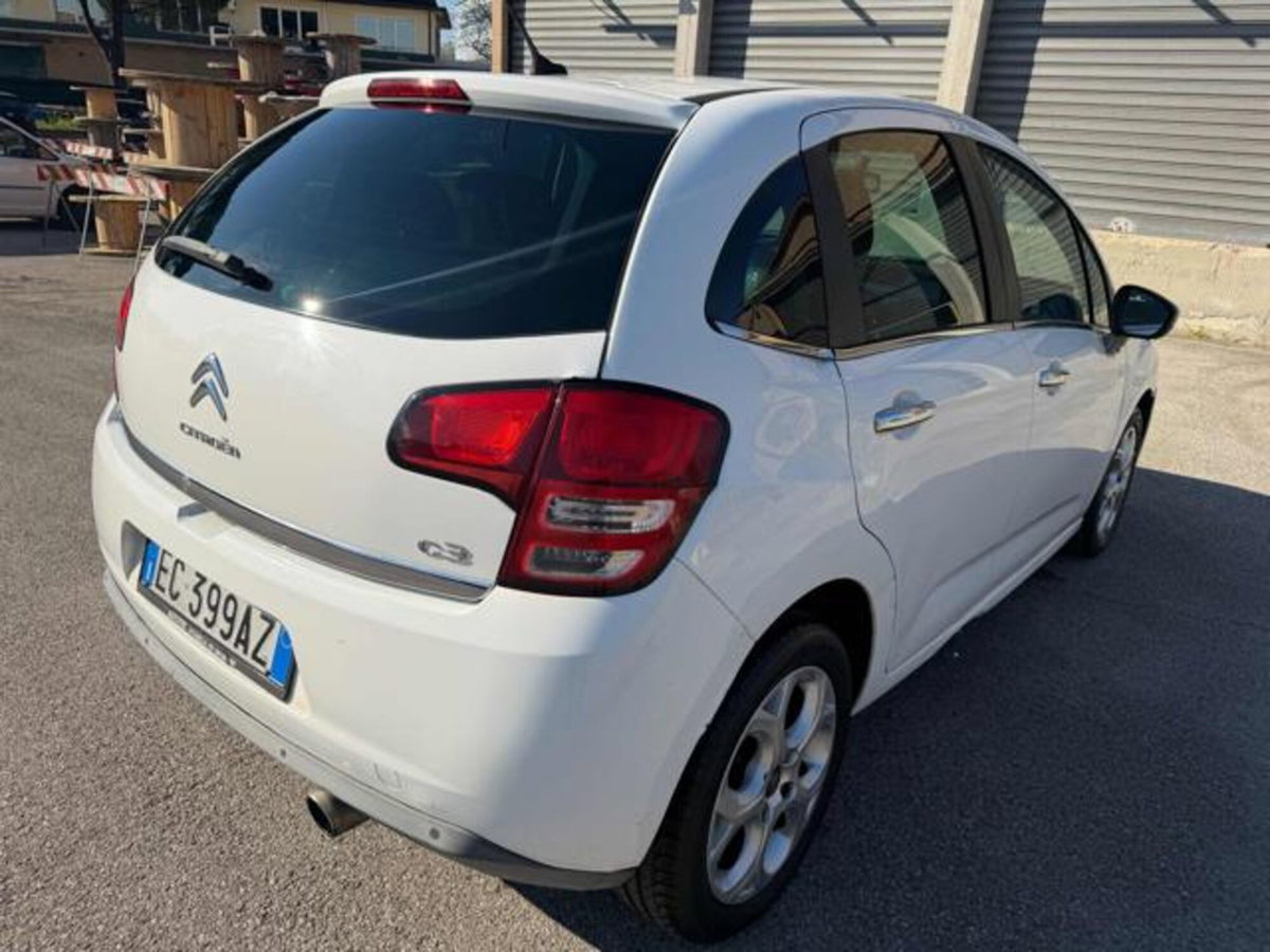 Citroen C3 1.4 HDi 70CV airdream Exclusive Style (9)
