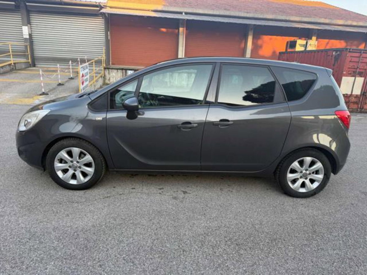 Opel Meriva 1.4 Turbo 120CV GPL Tech Cosmo (15)