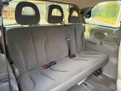 Chrysler Voyager 2.8 CRD cat LX Leather Auto (4)