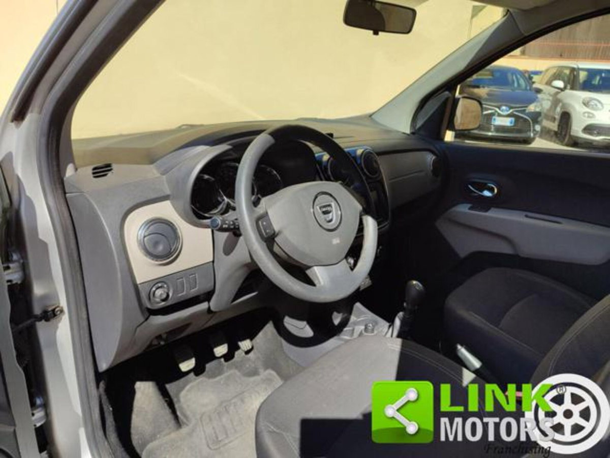 Dacia Lodgy 1.5 dCi 8V 110CV 5 posti Ambiance (17)