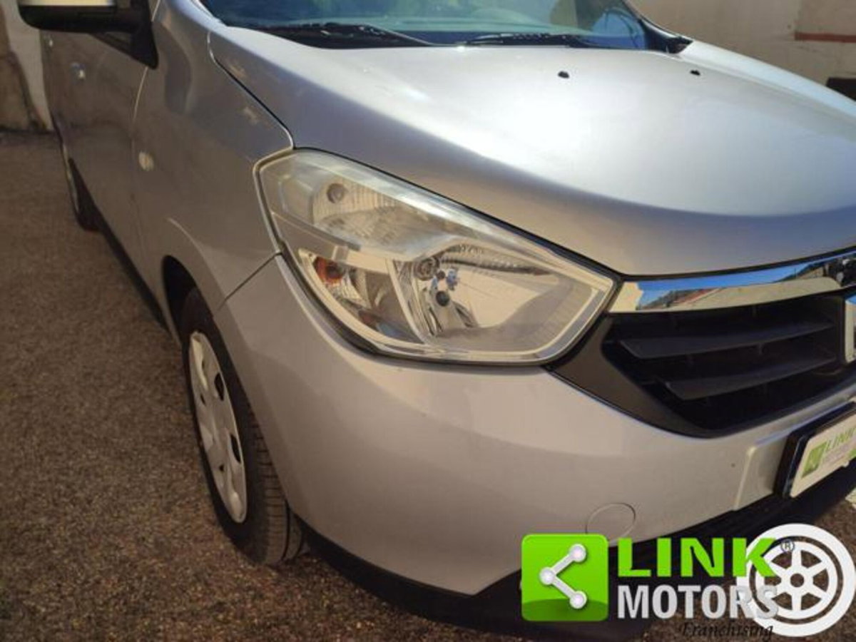 Dacia Lodgy 1.5 dCi 8V 110CV 5 posti Ambiance (8)