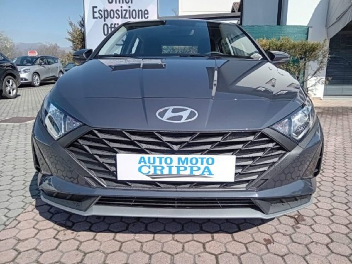 Hyundai i20 1.2 mpi Connectline 79cv mt (2)