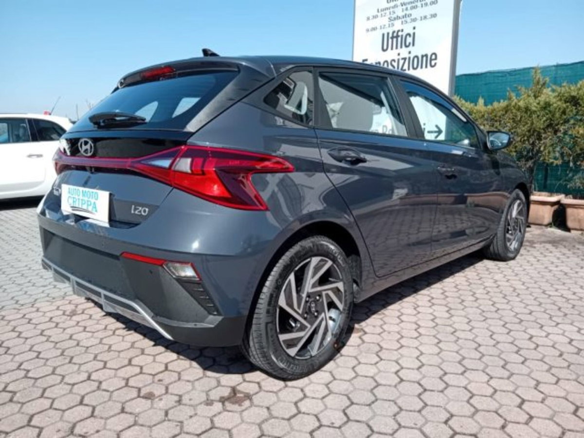 Hyundai i20 1.2 mpi Connectline 79cv mt (4)
