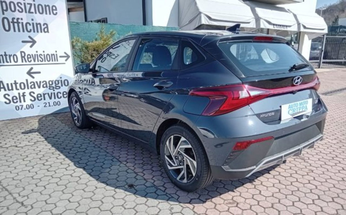 Hyundai i20 1.2 mpi Connectline 79cv mt (6)