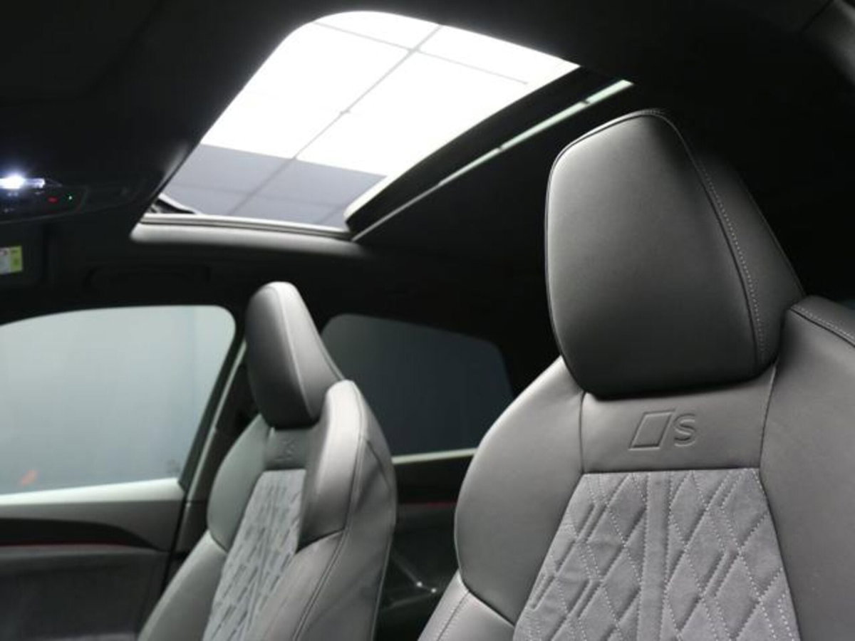 Audi Q5 Sportback 2.0 tdi mhev+ Launch Edition S line quattro 204cv s-tronic (14)