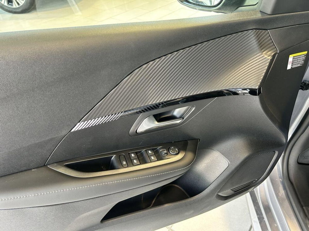 Peugeot 208 PureTech 100 Stop&Start 5 porte Allure (7)