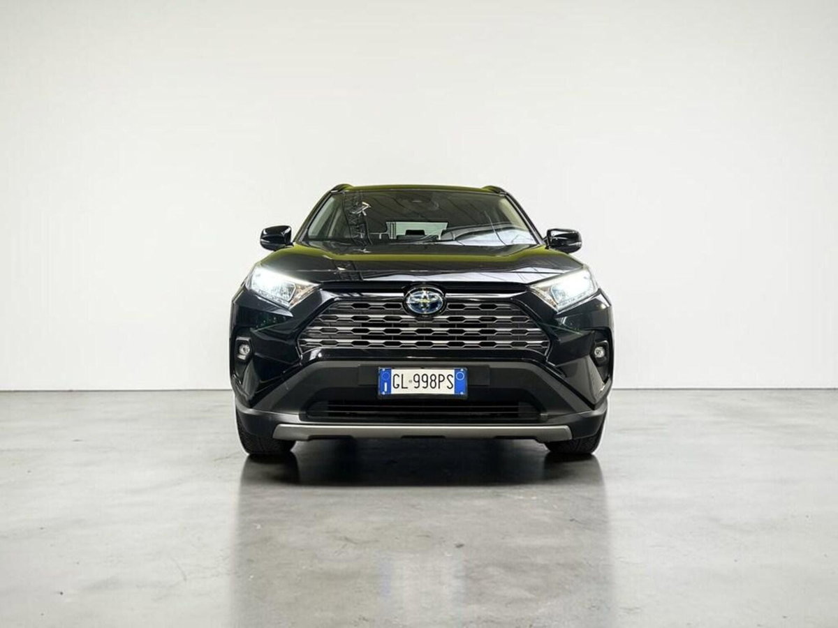 Toyota Rav4 HV (222CV) E-CVT AWD-i Adventure (2)