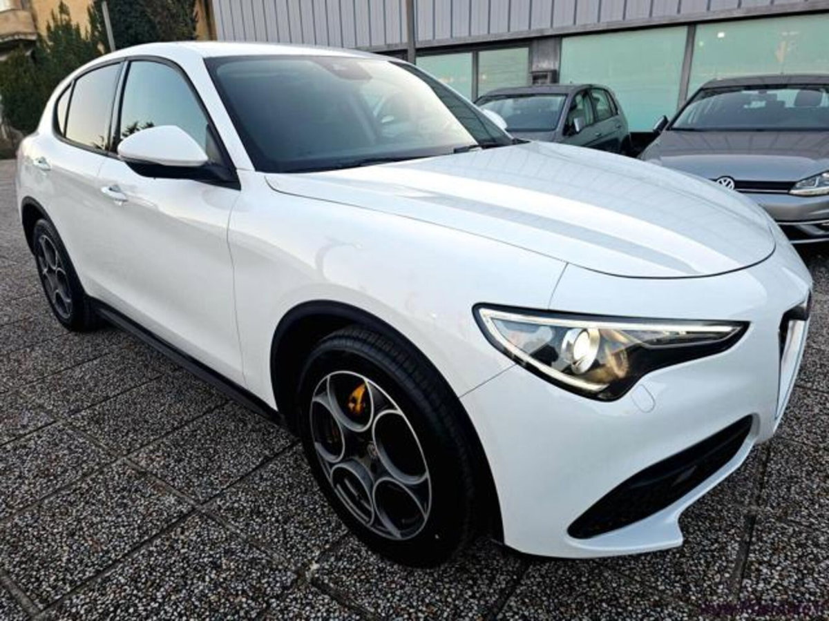 Alfa Romeo Stelvio Stelvio 2.2 Turbodiesel 160 CV AT8 RWD Sport-Tech (4)
