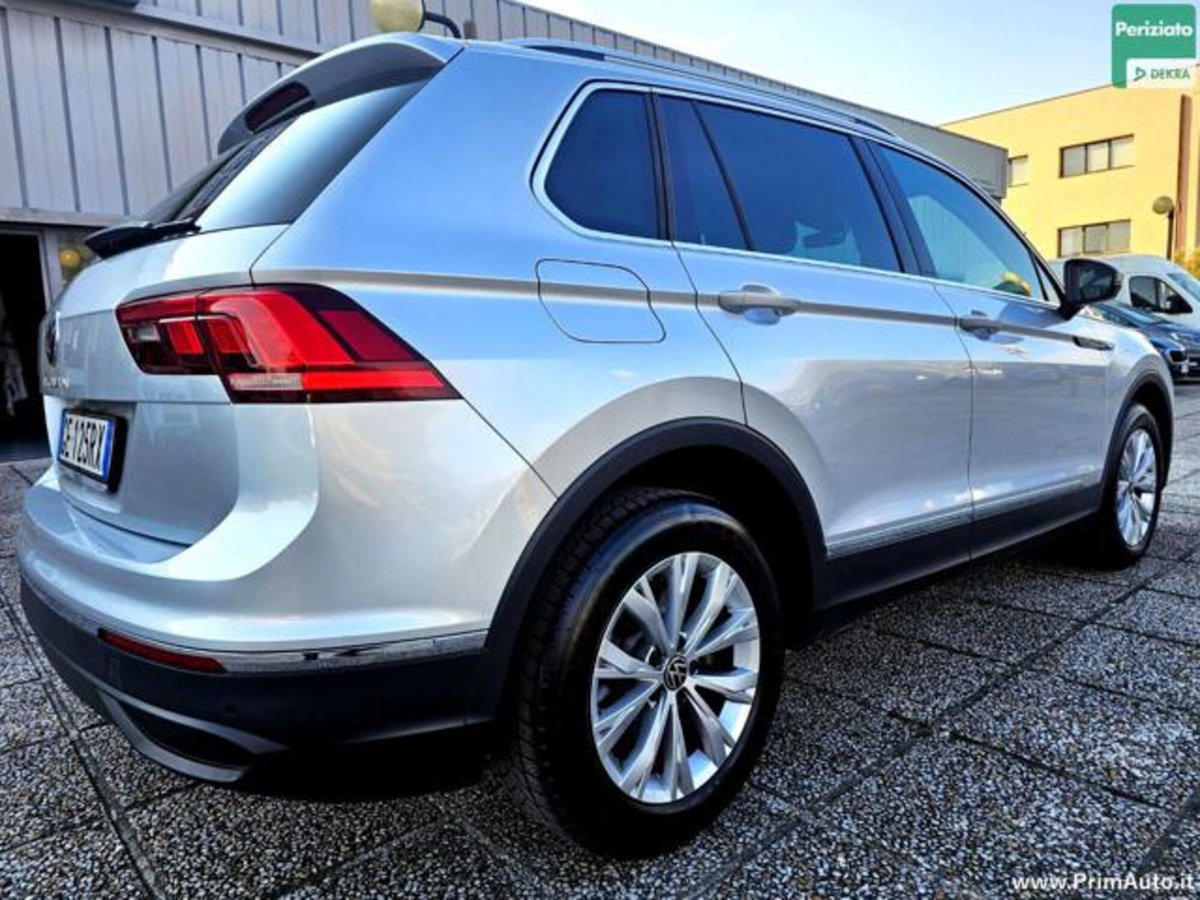 Volkswagen Tiguan 2.0 TDI 150 CV SCR DSG 4MOTION Life (8)