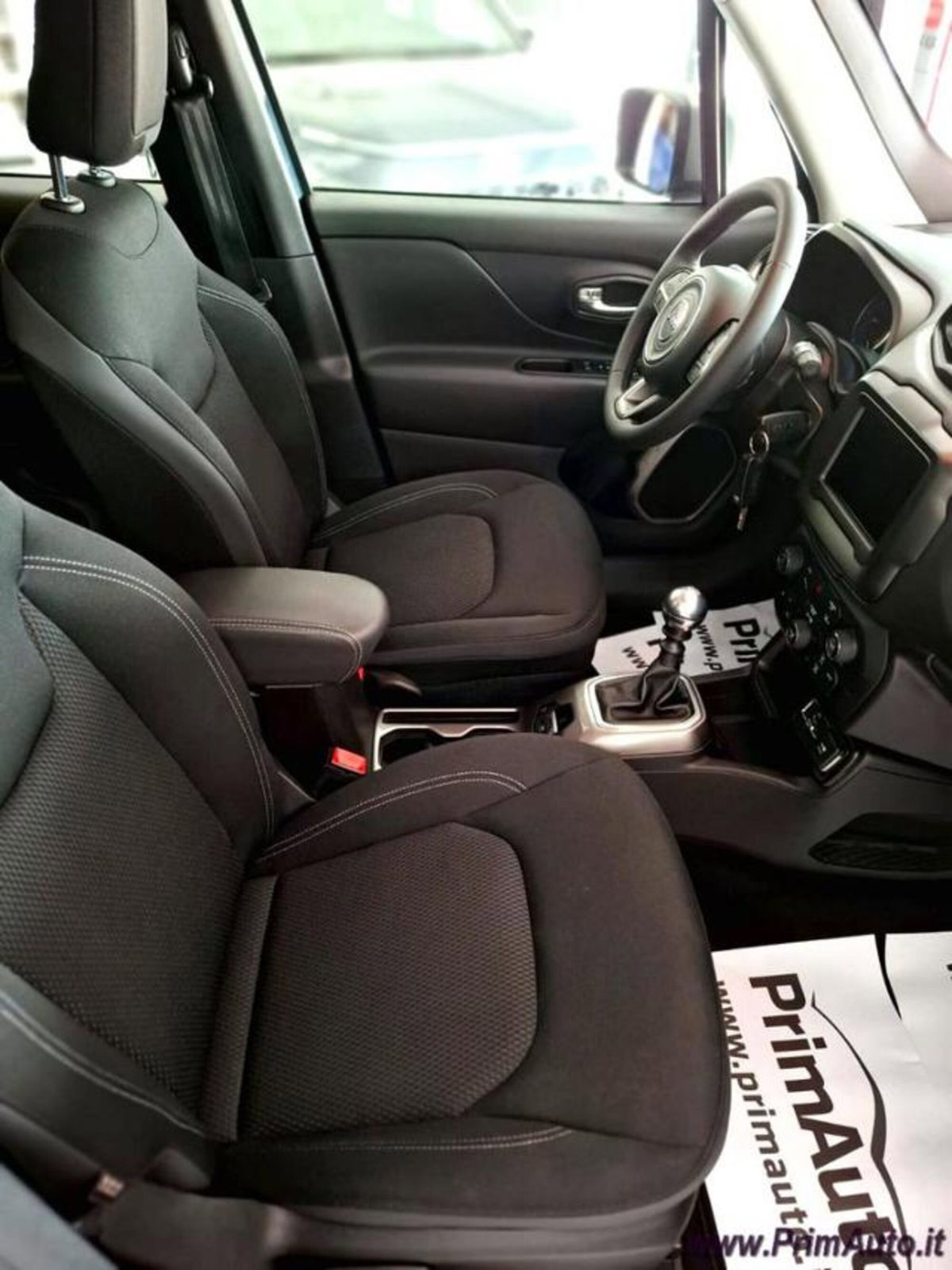 Jeep Renegade 1.6 Mjt 130 CV Limited (10)