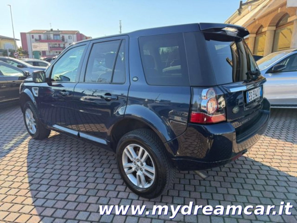 Land Rover Freelander 2.2 TD4 S.W. SE (4)