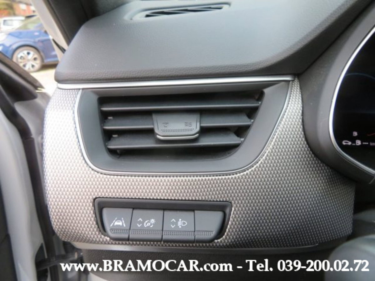 Renault Arkana 1.6 full hybrid Techno 145cv (14)