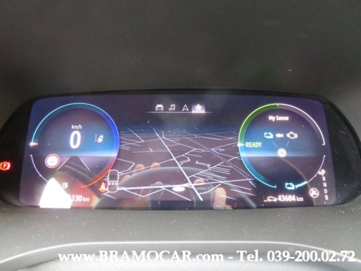 Renault Arkana 1.6 full hybrid Techno 145cv (15)