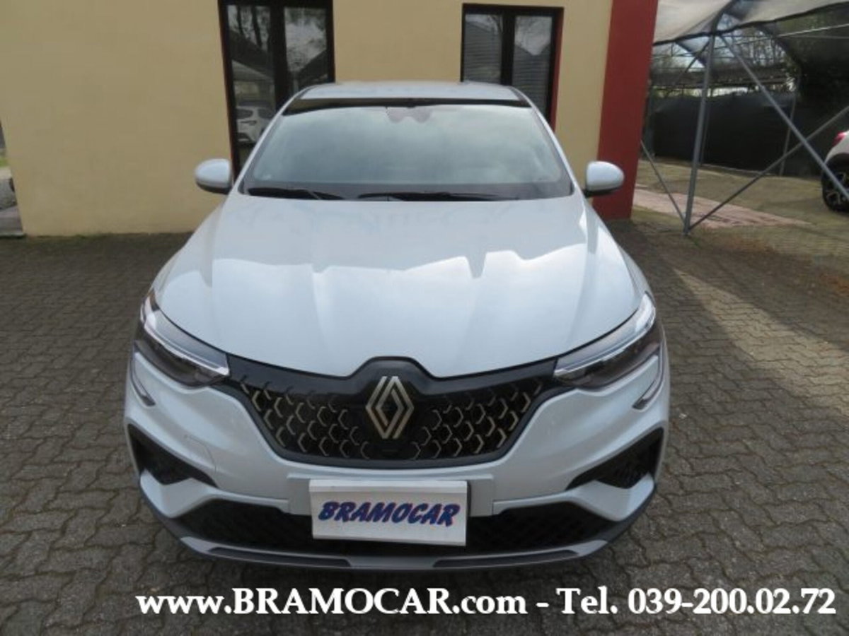 Renault Arkana 1.6 full hybrid Techno 145cv (3)